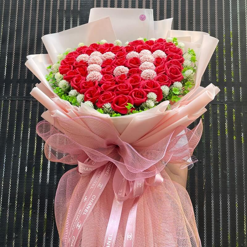 Bó hoa hồng tặng sinh nhật bạn bè  Cánh đồng hoa Đà Nẵng