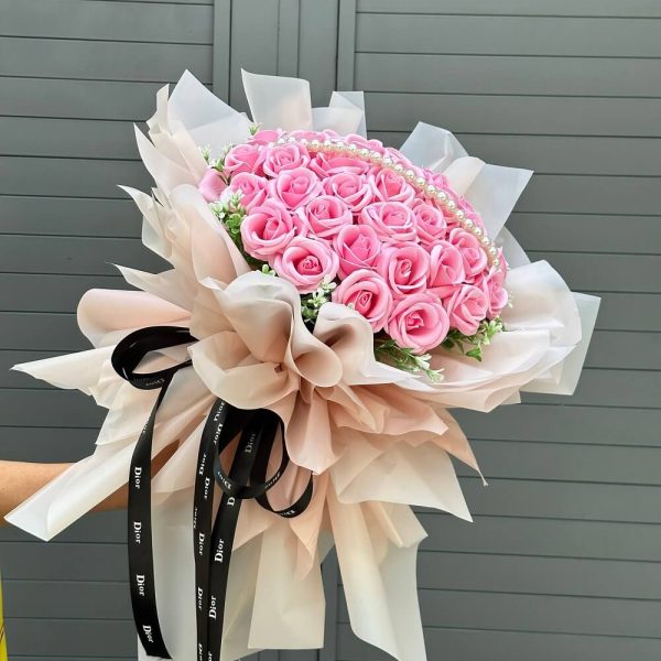 Hoa tặng lễ tình nhân 14 tháng 2