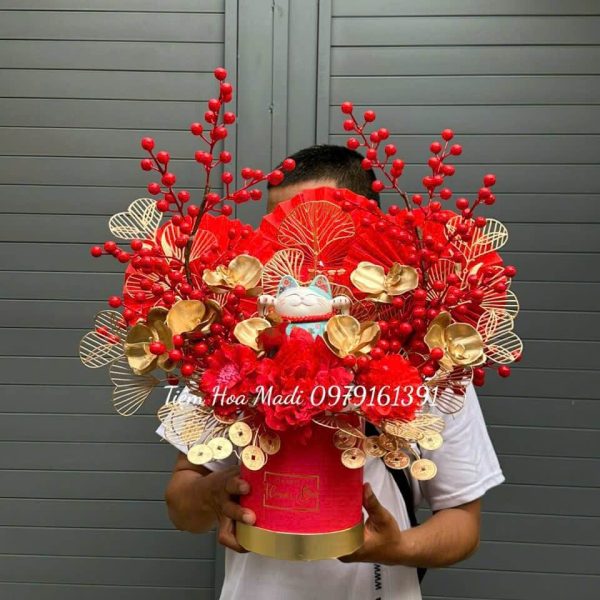Hoa khai trương văn phòng thường mang theo nhiều ý nghĩa và tượng trưng trong việc chào đón sự mở cửa của một văn phòng mới hoặc công ty.