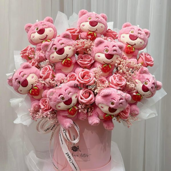 Lẵng Hoa Gấu Dâu Lotso Cute