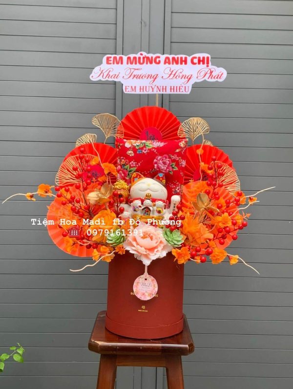 Hoa khai trương quận phú nhuận