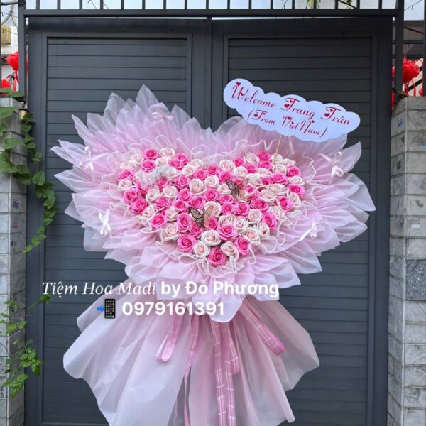 Hoa tặng lễ tình nhân