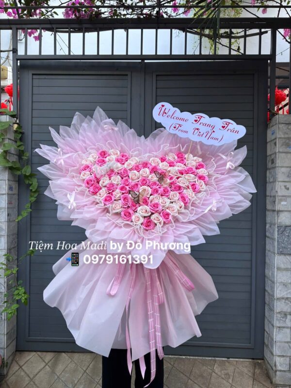 Hoa tặng lễ tình nhân