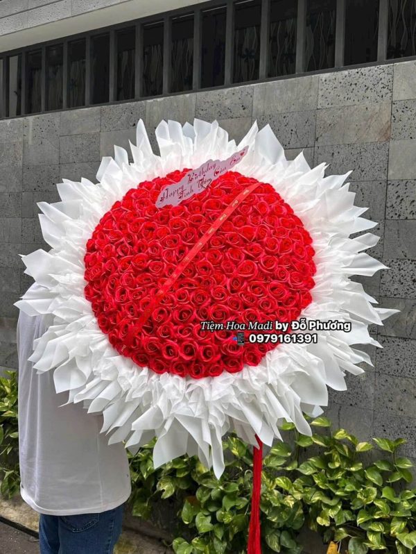 Hoa Sinh Nhat Tang Ban Gai De Thuong Diu Dang Va day Cam Xuc