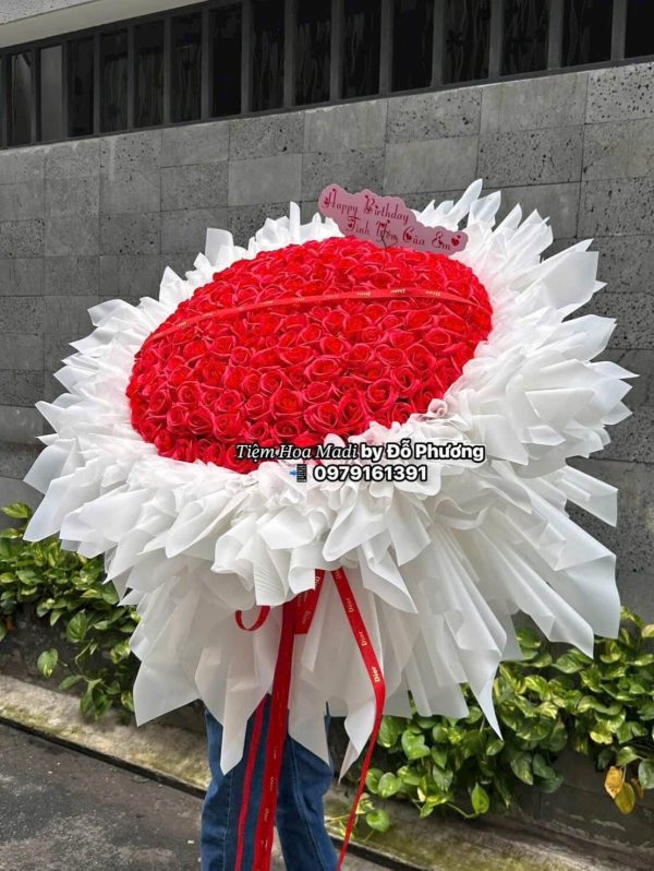 Hoa Sinh Nhật Tone Đỏ Thay Lời Yêu Nồng Nàn Gửi Đến Trái Tim