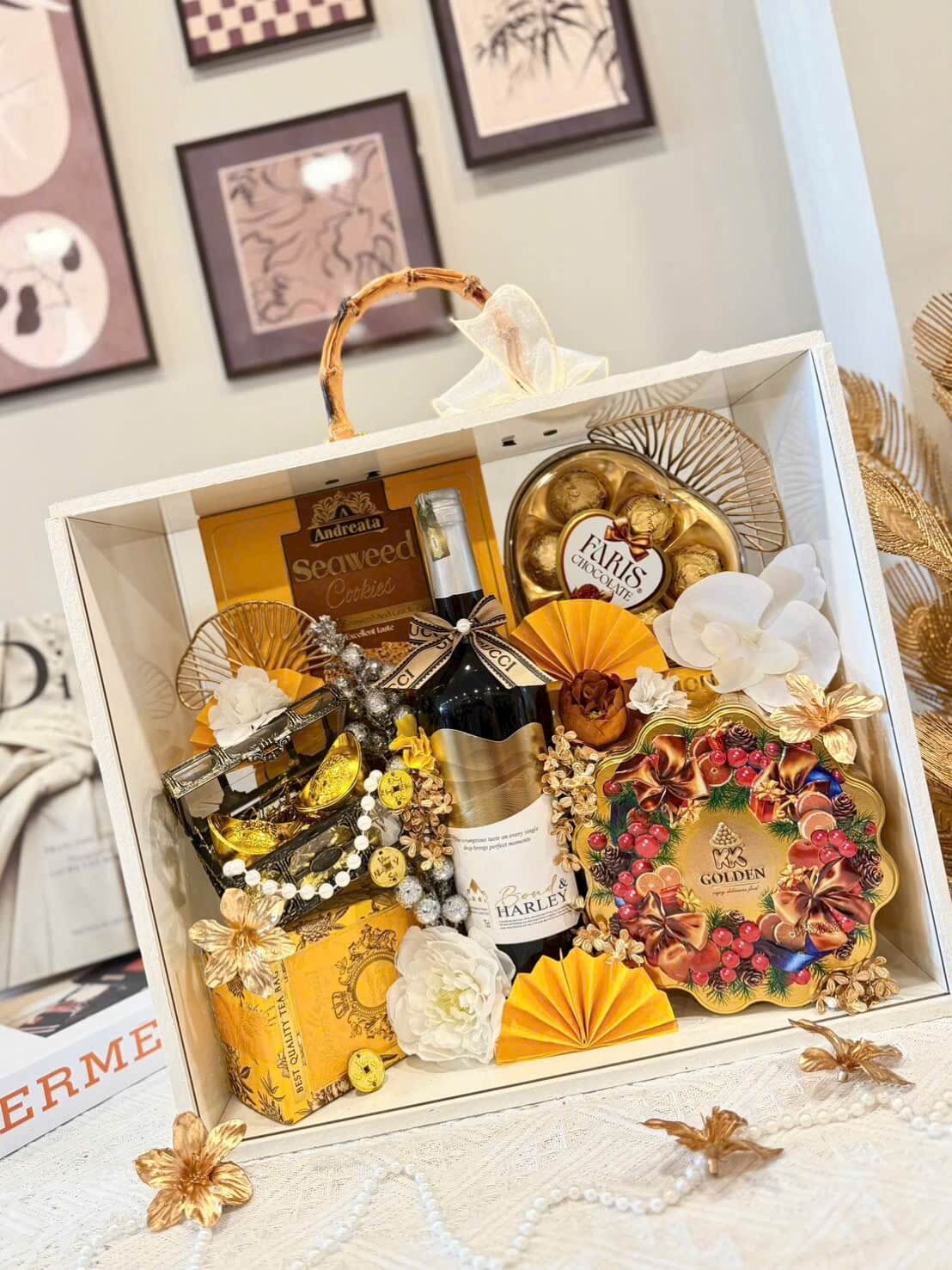 IMG_7465 Tặng giỏ quà Tết cũng là gửi gắm mong ước một năm mới bình an, thuận lợi và tràn đầy năng lượng tích cực đến người nhận