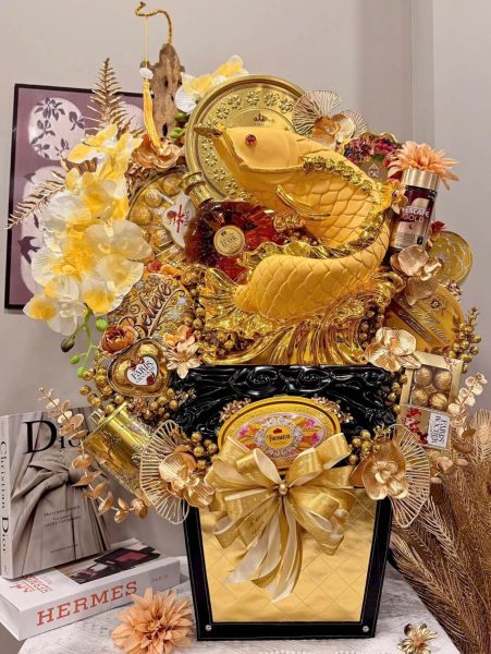 Mỗi món quà đều mang thông điệp chúc sức khỏe, sự cân bằng, tinh thần an yên và thành công bền vững