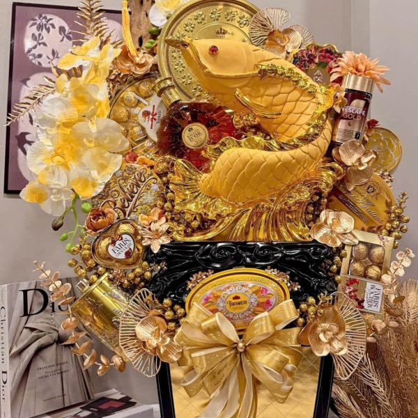 Mỗi món quà đều mang thông điệp chúc sức khỏe, sự cân bằng, tinh thần an yên và thành công bền vững