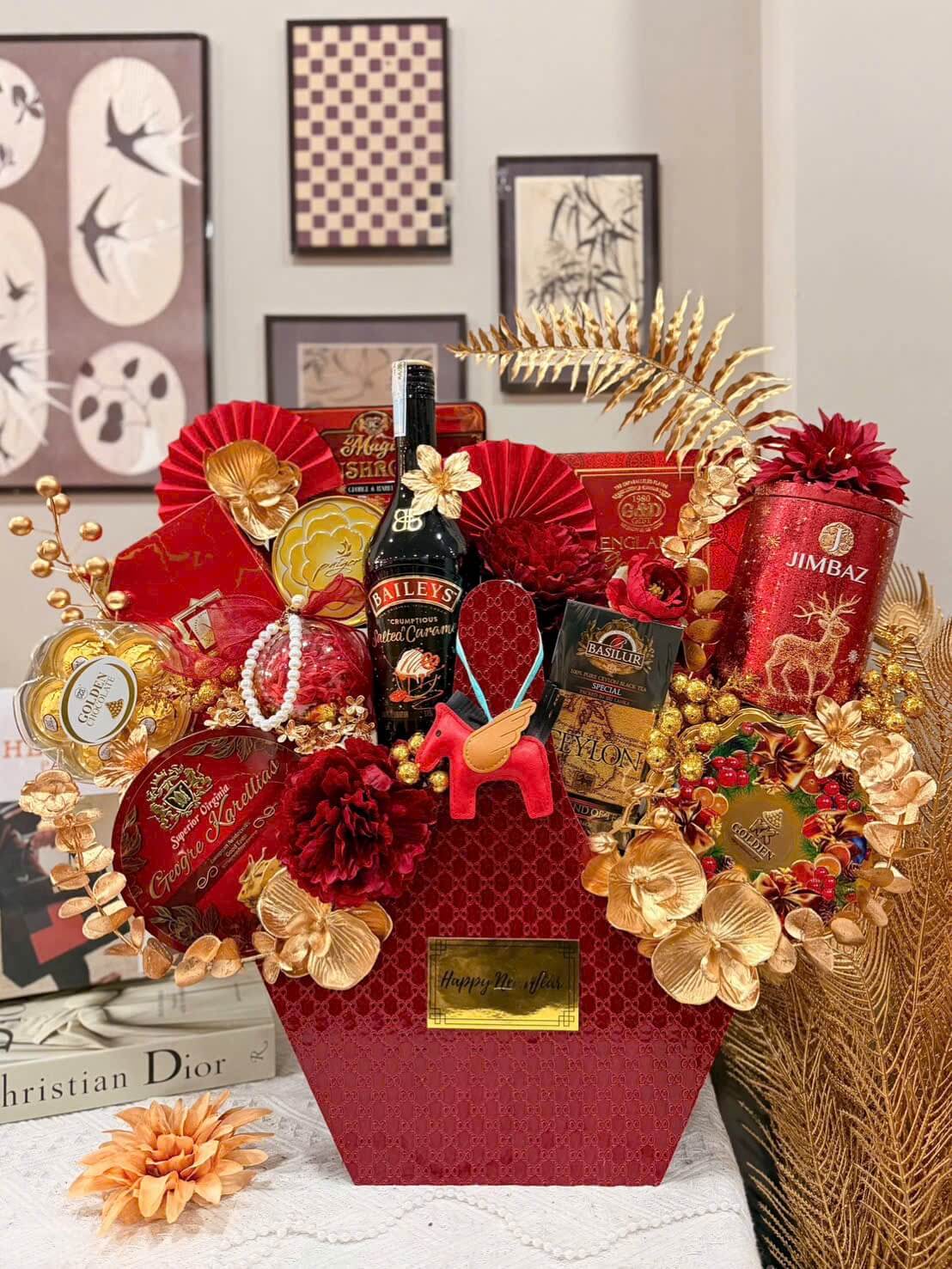 IMG_7583 mang ý nghĩa kết nối cảm xúc trong nhịp sống hiện đại. Món quà không chỉ gửi gắm lời chúc an khang, may mắn và thành công,