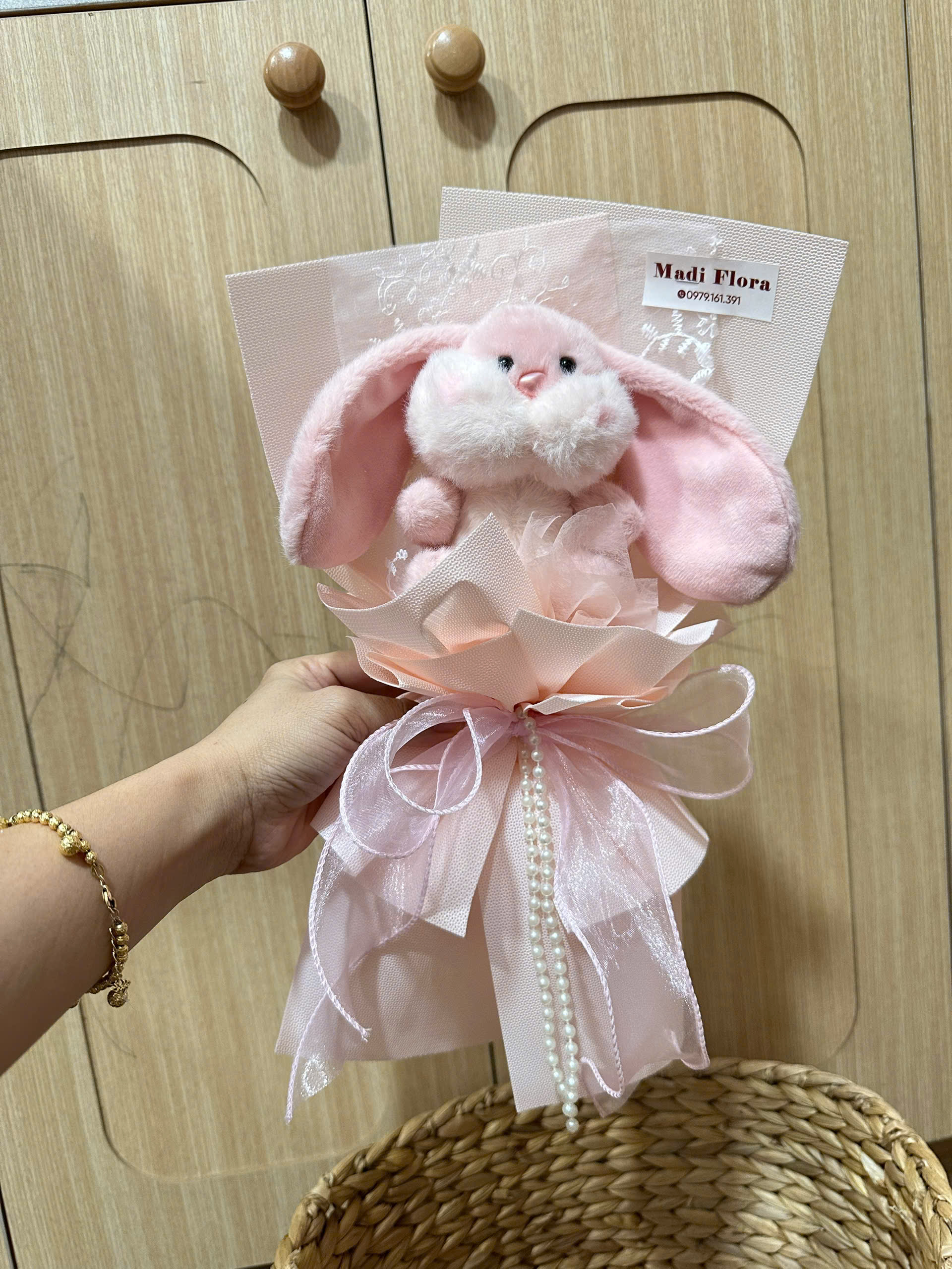 Hoa tang nhan vien (1) Hoa tặng nhân viên